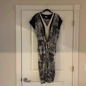 Size 6 animal print midi drawstring Vince dress